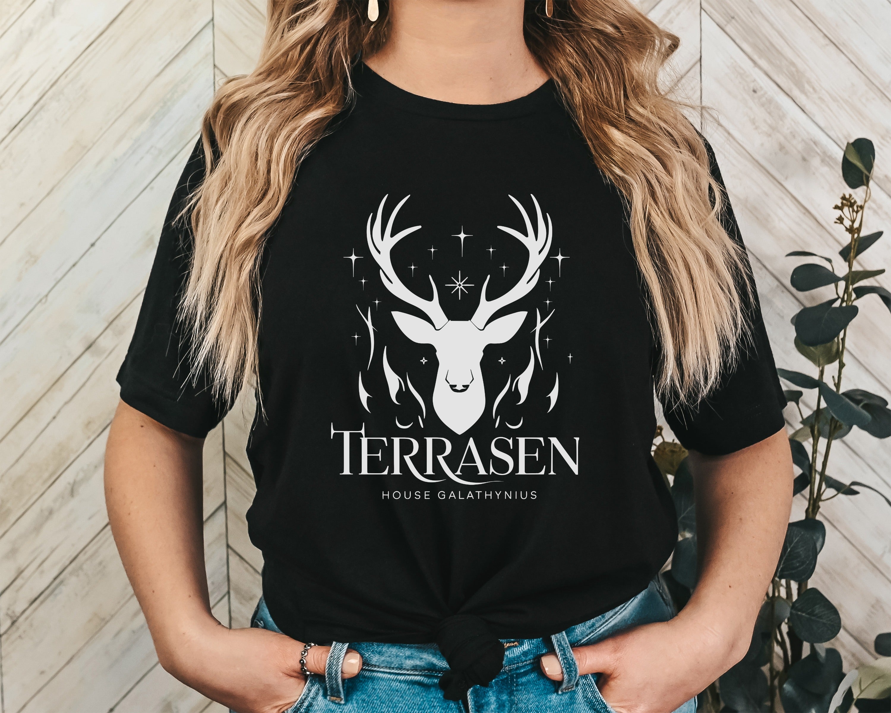 Terrasen House Galathynius Unisex Graphic T-Shirt - Mystical Stag