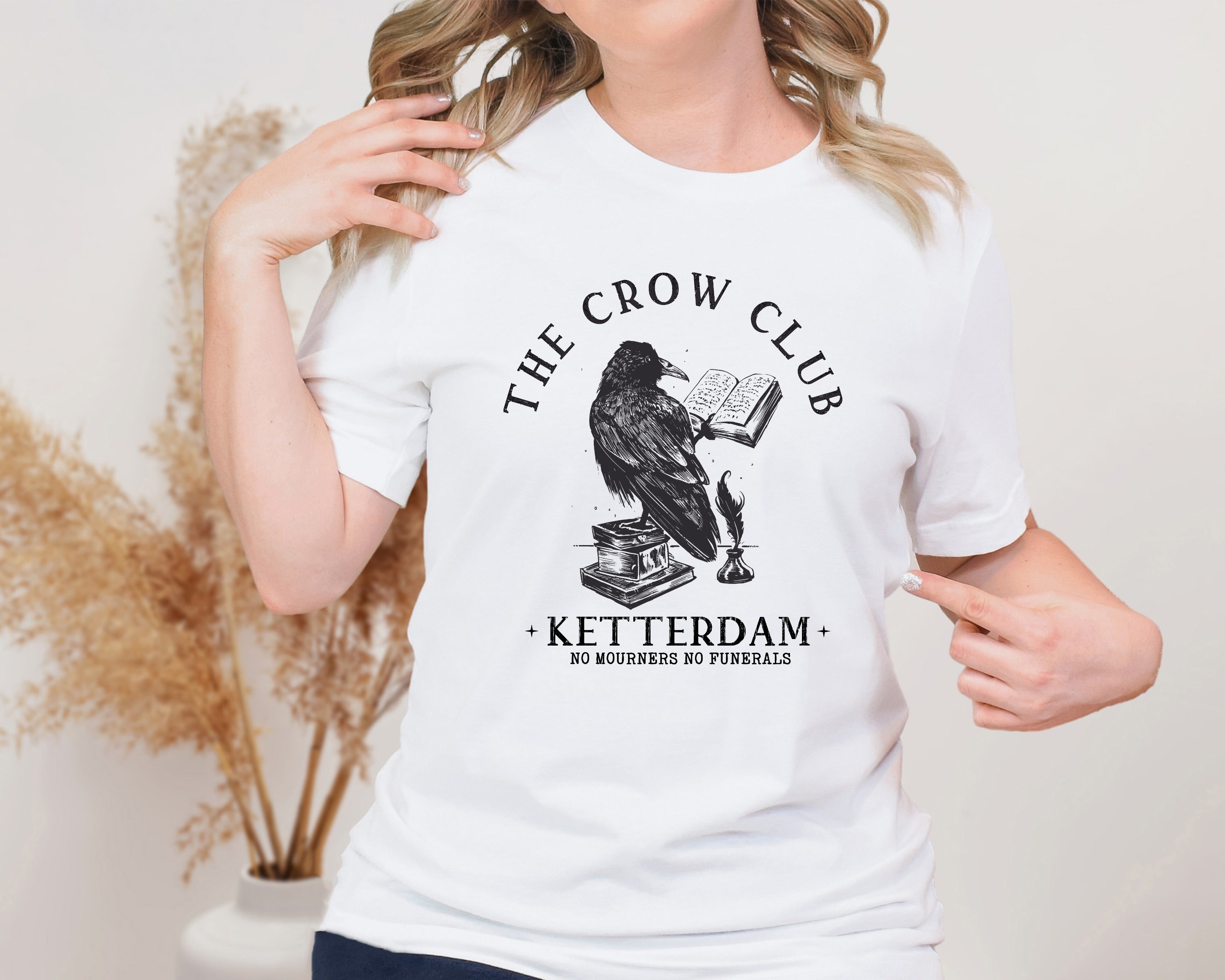 The Crow Club Ketterdam Unisex Graphic T-Shirt - Fantasy Bookish Style